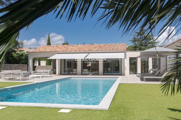 Villa contemporaine à louer - Saint-Tropez -A pied du centre ville - Photo 1