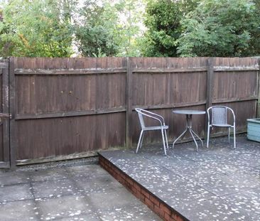 2 bedroom maisonette to rent - Photo 6