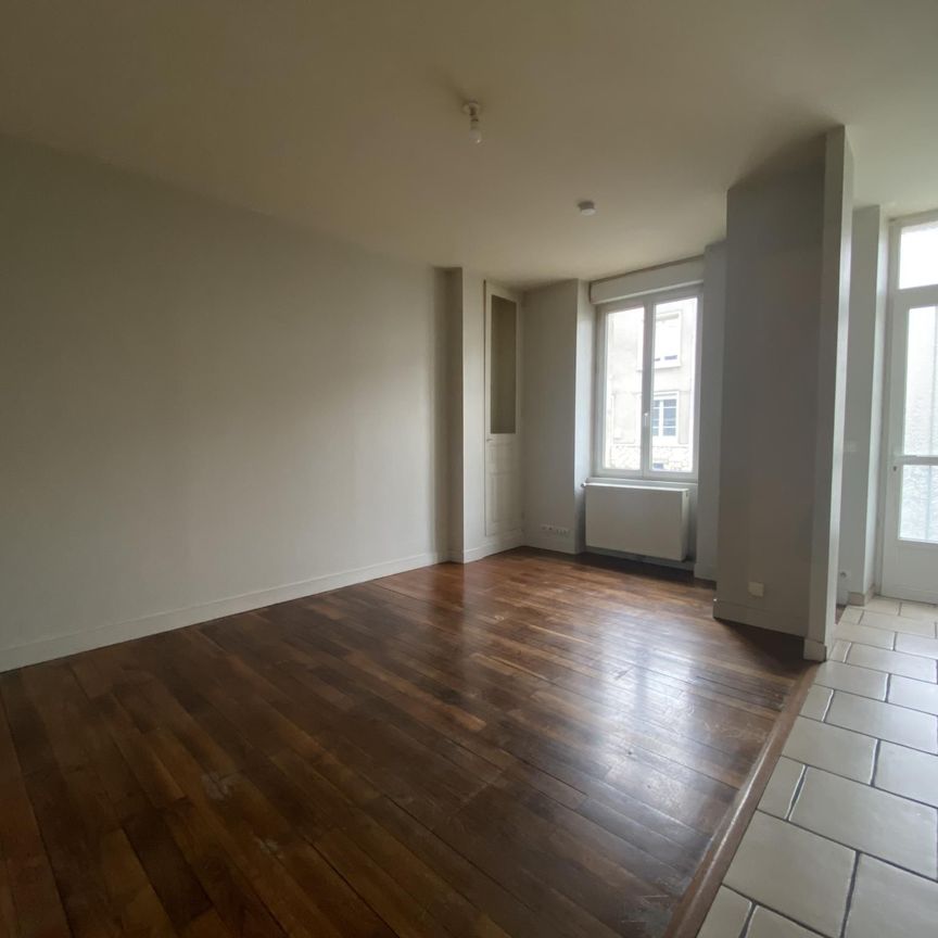 Location Maison 3 pièces 61m² CHATEAUROUX 36000 - Photo 1
