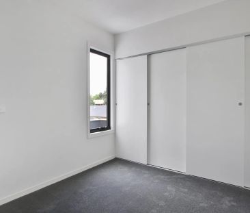 MODERN LIVING AT ITS BEST! - Photo 2