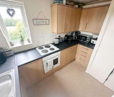 Parklands, Rochford, SS4 - Photo 3