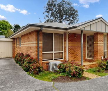 Freshly Renovated & Ready to Move In - Photo 1