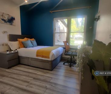1 bedroom in a house share to rent - Photo 1