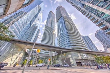 Flex Plus - Waterfront Toronto - Photo 2