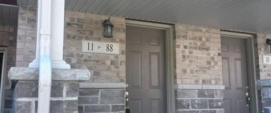11 - 88 DE CORSO DRIVE — 2 Bedroom - Photo 1