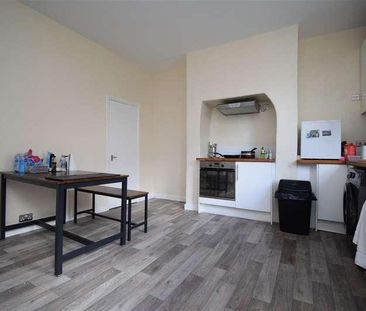 Princess Street, Outwood, Wakefield, WF1 - Photo 3