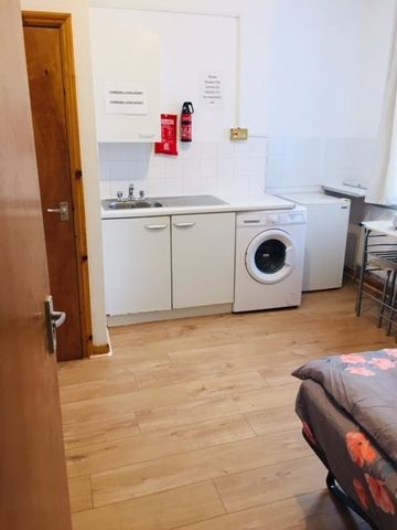Studio Flat, Sutherland Road, N17 - Photo 5