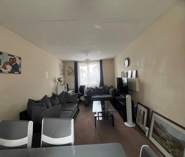 Woodstock Close, Leicester - Photo 5