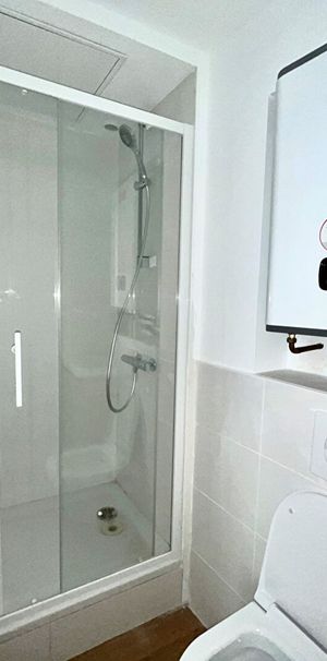 Location Appartement 1 pièce 18m² - Photo 1