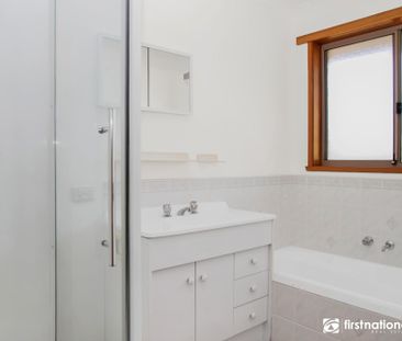 9 Wandanea Place, Margate TAS 7054 - House For Rent | Domain - Photo 4