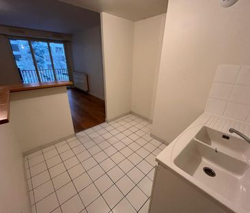 location Appartement T2 DE 57.1m² À PARIS 15 - Photo 5