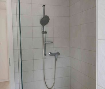 2.5 Zimmer, 90 m², 1. Stock - Photo 2