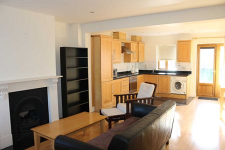 Green Lodge, Maryborough Woods - Photo 2