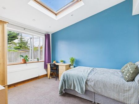 6 bedroom terraced house to rent - Photo 5