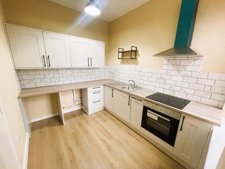 Studio to rent - Photo 3