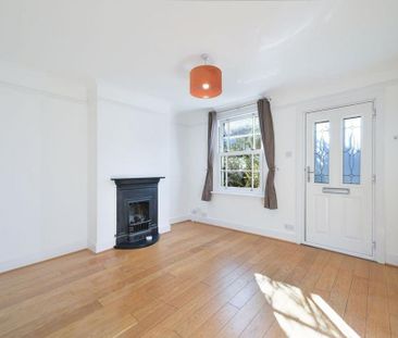 2 bedroom terraced house to rent - Photo 1