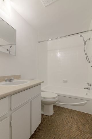 900 Rockland Avenue - Photo 4