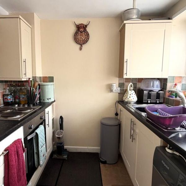 Pasture Close, Colsterworth - Photo 1