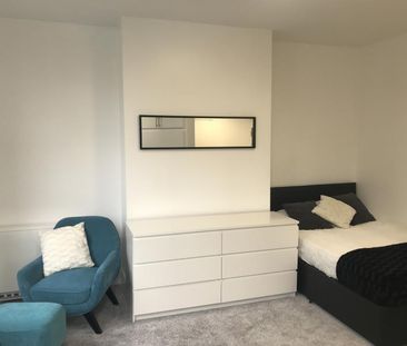 Studio to rent - Photo 3