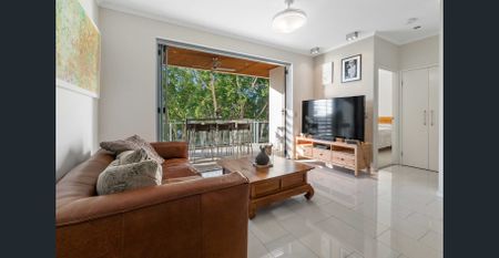 Two bedrooms on top floor north facing fully furnished - Photo 2