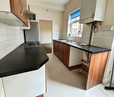 St Michaels Road, Stoke, Coventry, West Midlands, CV2 - Photo 2