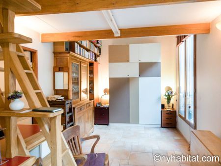 Logement à Paris, Location meublée - Photo 5