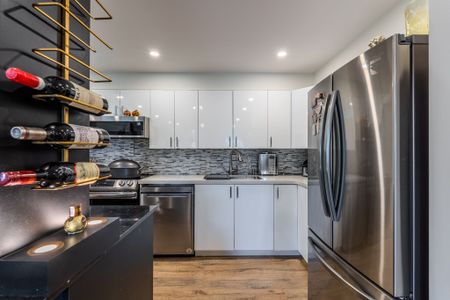 For Lease - 60 Inverlochy Boulevard Unit# 709, Markham, Ontario - Photo 3