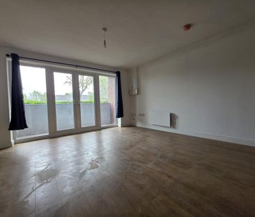 1 bedroom house to rent - Photo 2