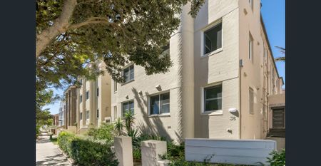 Immaculate apartment only moments to Bondi Beach! - Photo 5