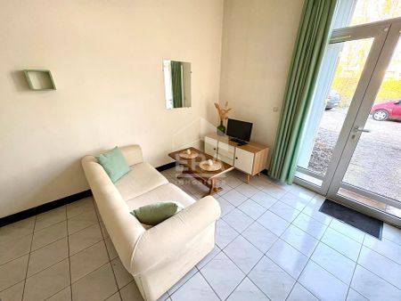 APPART. T2 MEUBLE A LOUER - BLOIS - PROCHE GARE, EXTERIEUR PRIVATIF & PLACE DE PARKING AU PIED DE L'IMMEUBLE - Photo 3