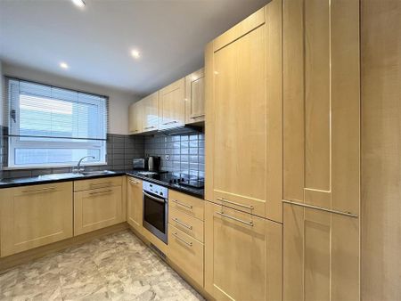 2 bedroom apartment to rent - Photo 5