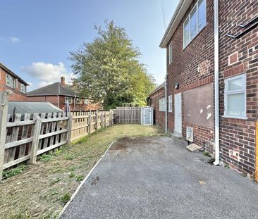 3 bedroom apartment to rent - Photo 1