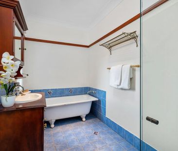 1 Pitcairn Street, Mount Gravatt QLD 4122 - House For Rent | Domain - Photo 5