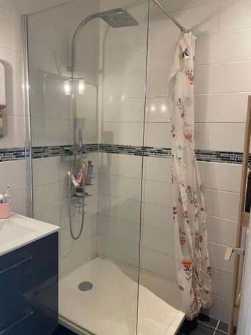 Location Appartement 3 pièces 61m² BORDEAUX 33000 - Photo 5