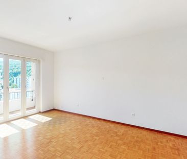 Affittasi 4.5 locali al 2° piano con balcone - Foto 2