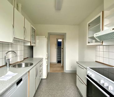 Indbydende 2-værelses lejlighed med skøn atmosfære - Photo 2