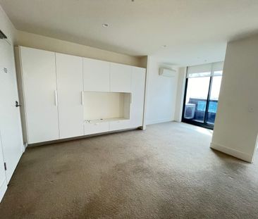 For Lease: 2 bedrooms 1 bathrooms at Level 39, Vision Apartments - Photo 4
