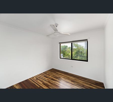 12 Corolla Street, Elliott Heads, Qld 4670 - Photo 3