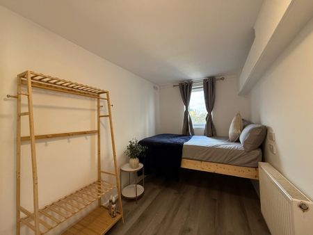 2 Bed Flat, Poyntz Road, SW11 - Photo 4