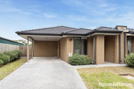 Charming 3-Bedroom Home in Braybrook - Photo 3