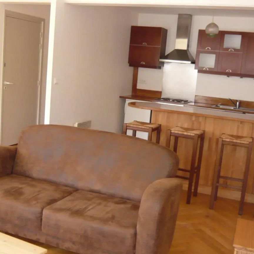 Appartement à louer 2 pièces 57.4m² - Photo 1