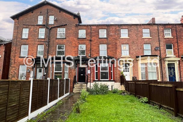 167 Belle Vue Road, Leeds, LS3 1HG - Photo 1