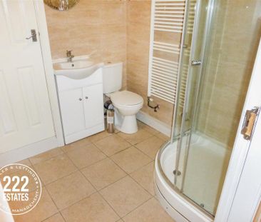 Winwick Road - Warrington - WA2 - Photo 5