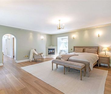 A beautifully presented family home situated in a sought after loca... - Photo 1