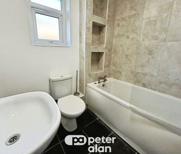 Heol Y Cadno, Thornhill, CARDIFF - Photo 6