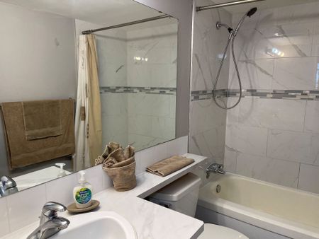 Unit 904, 4902 - 37 Street, Red Deer AB - Photo 3