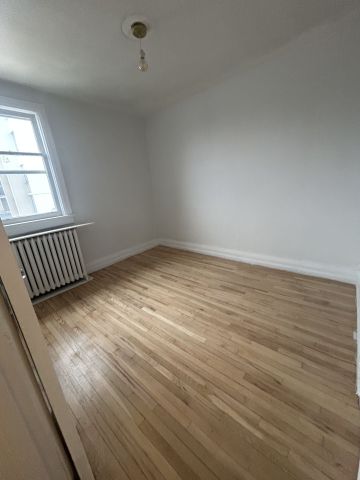 For Lease - 28 Springhurst Avenue Unit# 6, Toronto, Ontario - Photo 4