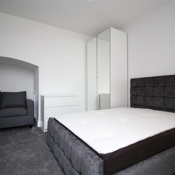 4 bedroom house to rent - Photo 1