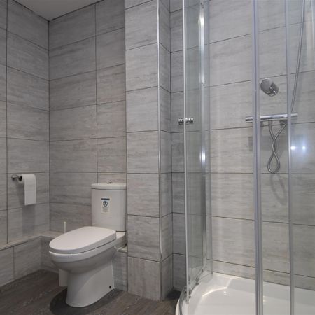 Belgrave Manor Apt 11, Plymouth - Photo 4