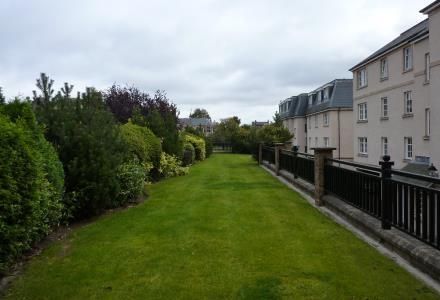 3 bedroom flat to rent - Photo 5